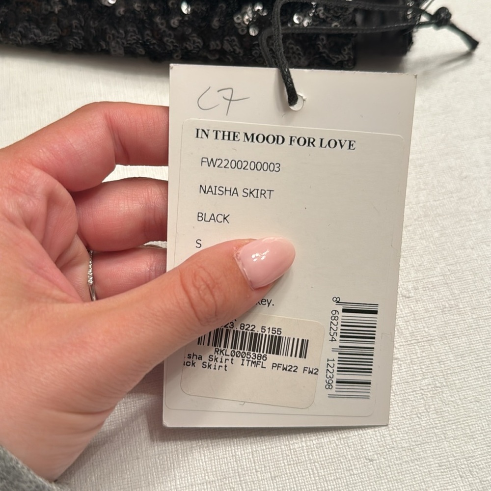 NWT In The Mood For Love Naisha Sequined Mesh Mini Skirt - Picture 3 of 7